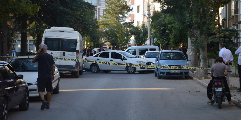 Korkunç olay! Polis memuru; karısı, kayınvalidesi ve kayınpederini öldürüp intihar etti 1