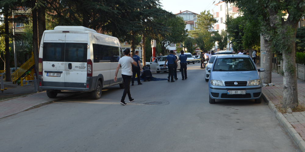 Korkunç olay! Polis memuru; karısı, kayınvalidesi ve kayınpederini öldürüp intihar etti 2