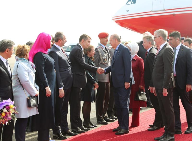 Erdoğan Almanya'da böyle karşılandı 11