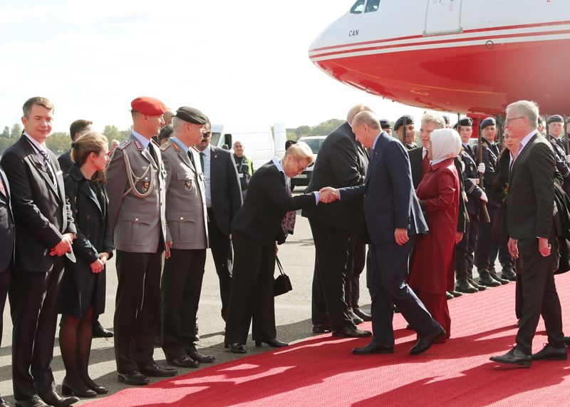 Erdoğan Almanya'da böyle karşılandı 12