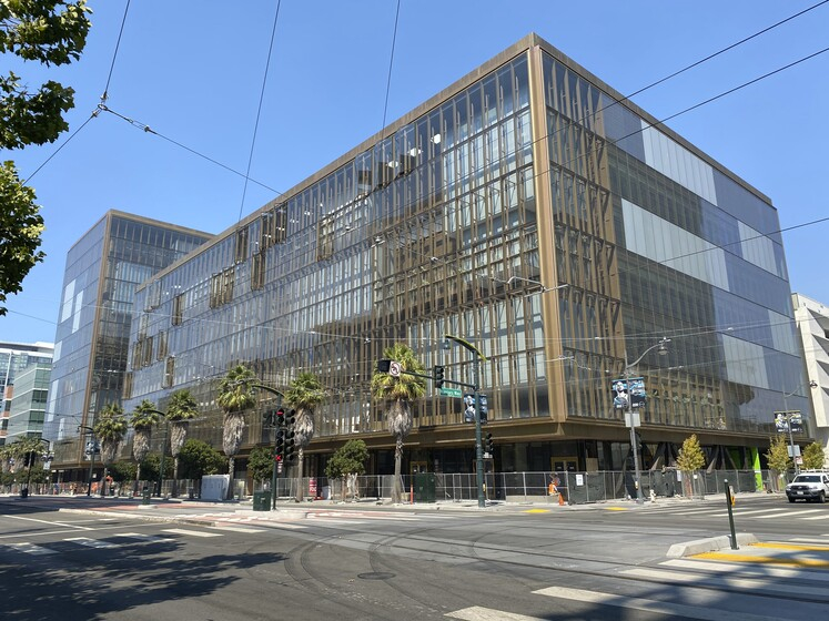 Teknoloji devleri çalışanlarına ne kadar maaş veriyor? Apple, Google, Facebook, Amazon ve diğerleri… 9