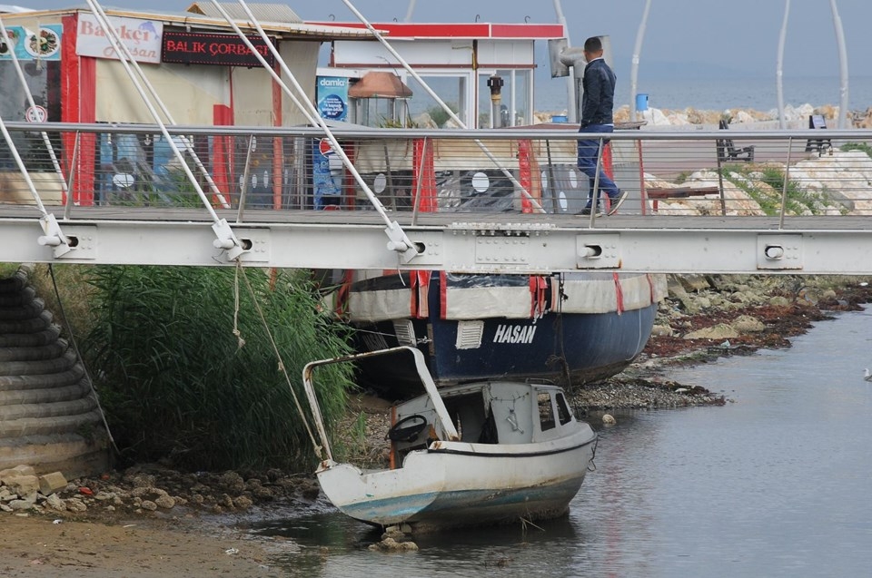 Yalova'da deniz suyu 25 metre çekildi! Peki deniz neden geri çekilir? 3