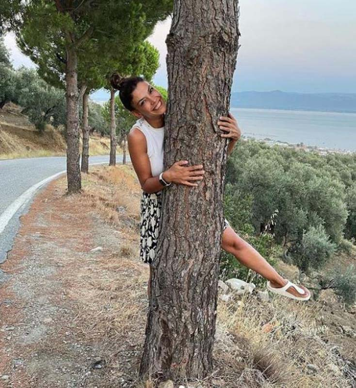 Efsane dizi Aşk-ı Memnu'da Behlül'ün çaresiz aşkı Elif'i canlandıran Eda Özerkan Acar'ın son hali gündem oldu! Yıllar güzelliğine güzellik kattı! 10