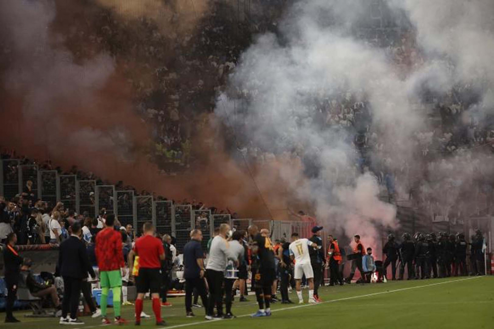 Fransızlardan büyük provokasyon! Galatasaray taraftarının sabrını sınadılar! 5