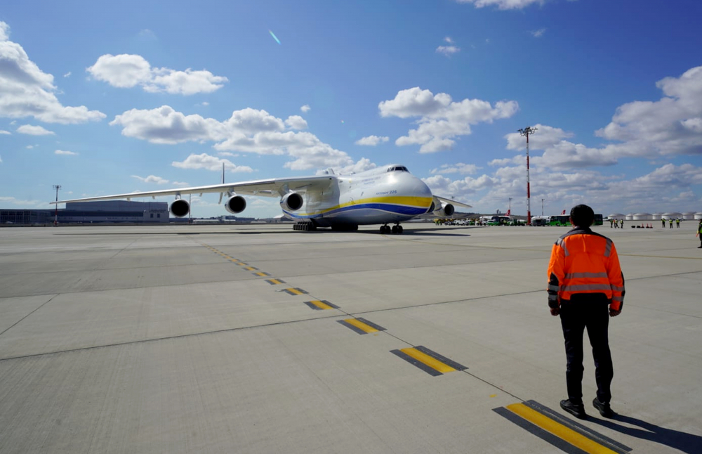 Dünyanın en büyük kargo uçağı hangisi? Antonov an 225 uçağı nerede? 4