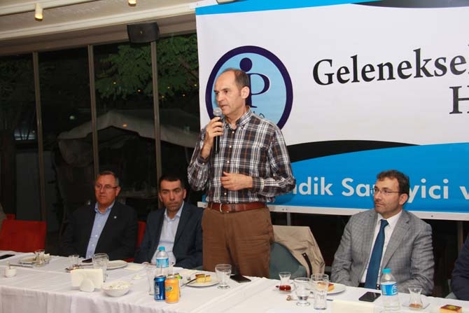 PESİAD'tan 10. Geleneksel İftar 21