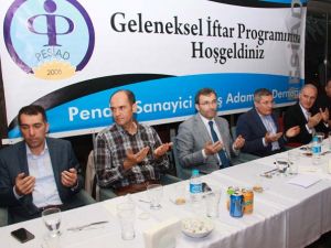 PESİAD'tan 10. Geleneksel İftar