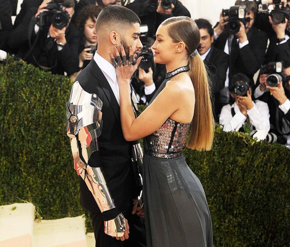 Gigi Hadid ve Zayn Malik 6 yıllık beraberliklerini sonlandırdı! Gigi'nin annesi Yolanda'nın ayrılıkta parmağı var mı? 15