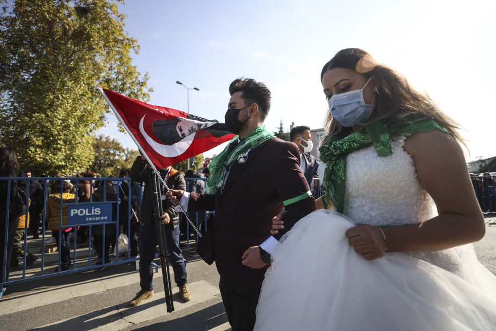 29 Ekim Cumhuriyet Bayramı coşkusu Anıtkabir'e taşındı! 7'den 70'e binlerce vatandaş akın etti 20