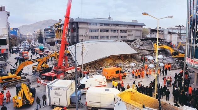 Van depremi fotoğrafları 10