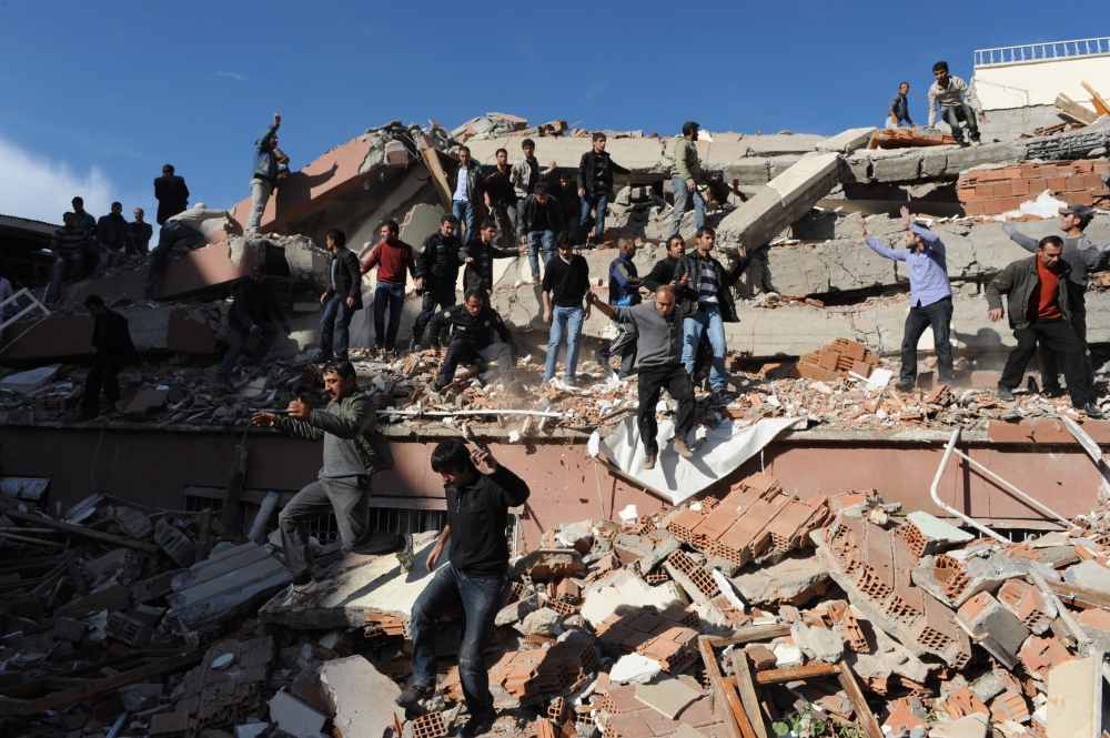 Van depremi fotoğrafları 28