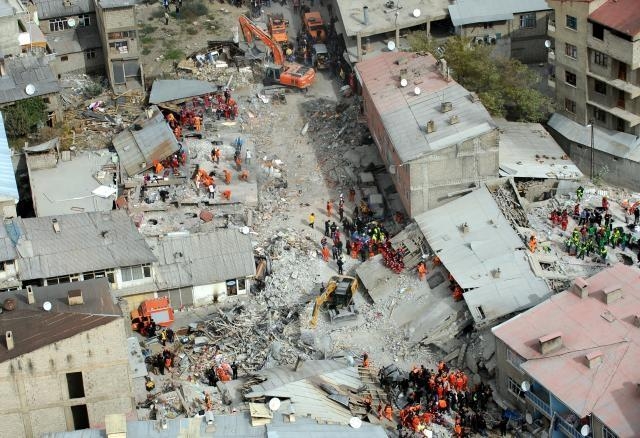 Van depremi fotoğrafları 6