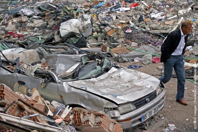 Van depremi fotoğrafları 8