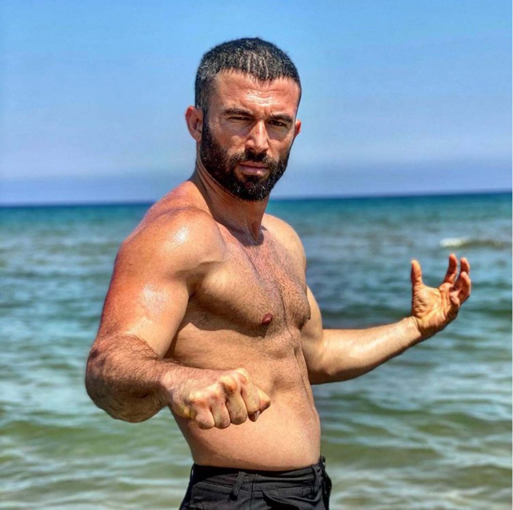 Survivor Turabi'den cinsel içerikli cadılar bayramı kutlaması! Takipçilerini kızdırdı! 3