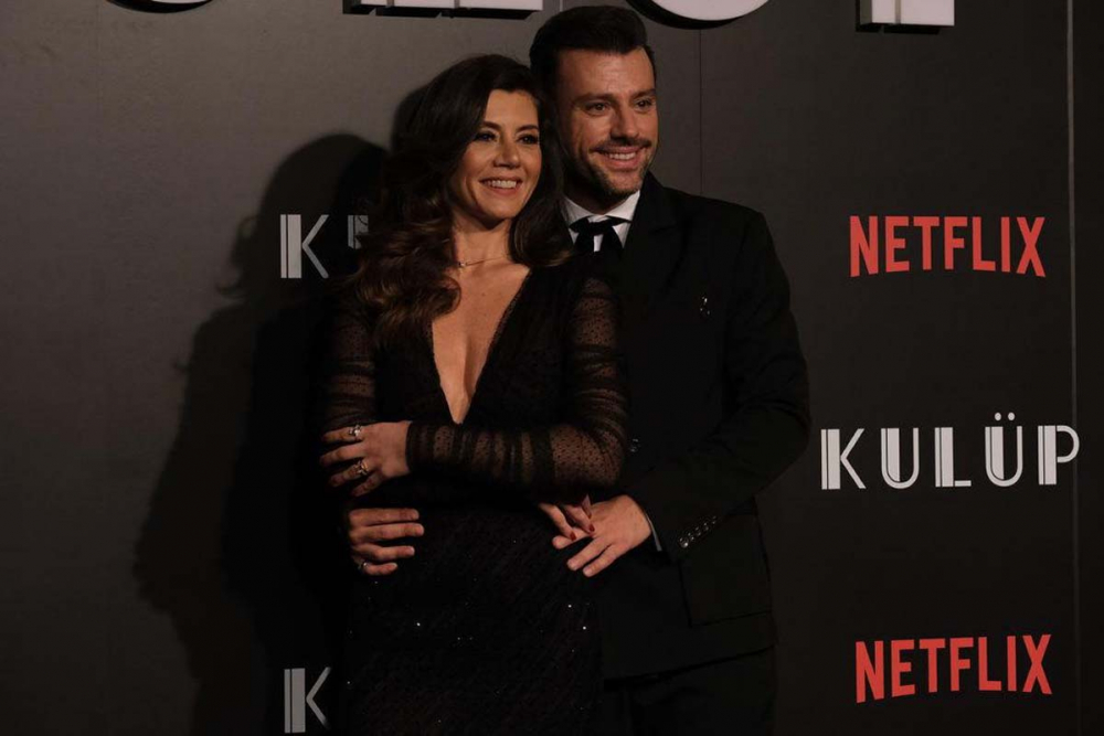 Yerli Netflix dizisi Kulüp'ün galası gerçekleşti! Oyuncular şıklıklarını yarıştırdı! 3