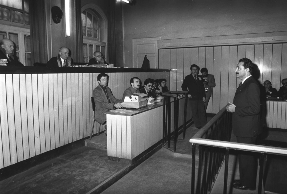 Türk siyasetinden bir Bülent Ecevit geçti! Vefatının 15.yılında anılıyor! İşte Bülent Ecevit'in fotoğrafları, görselleri ve hayatı... 28