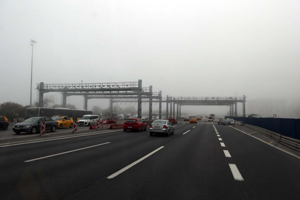 İstanbul, Sistanbul'a döndü! Uçuşlar ve gemi seferleri iptal oldu, vatandaş önünü göremiyor 37