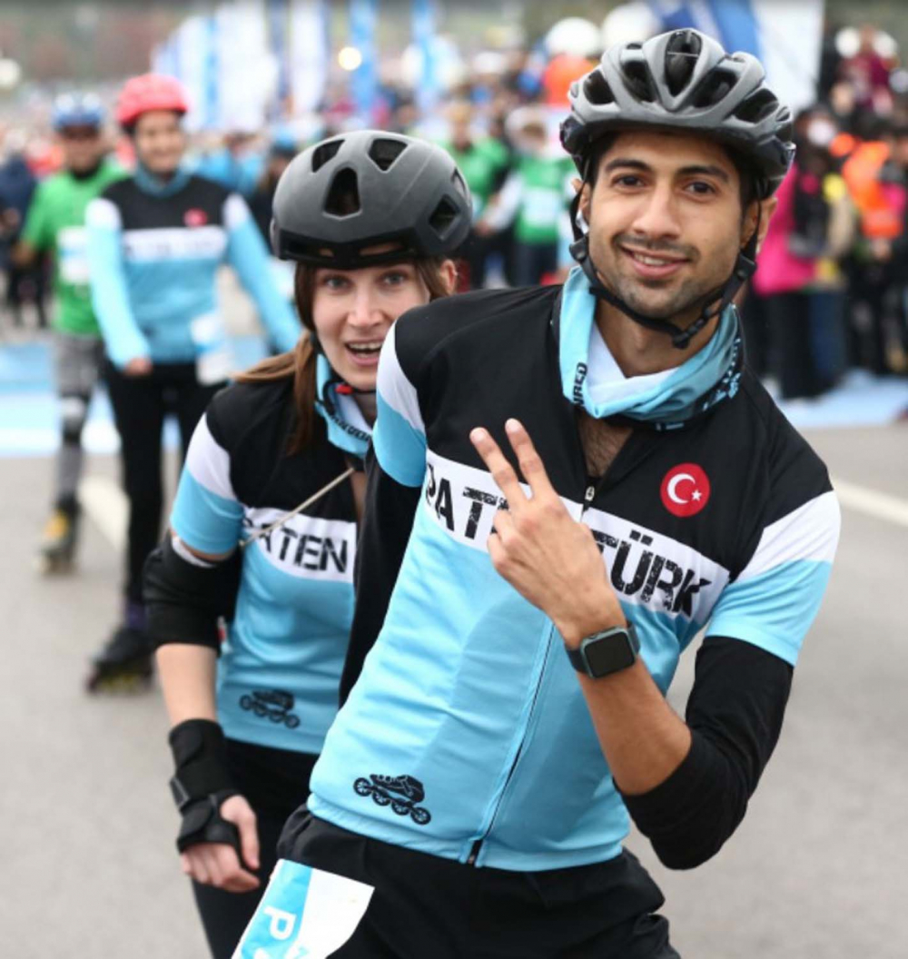 İstanbul Boğazı'ndan renkli görüntüler! Maraton iki kıta arasında şölen yarattı! 13