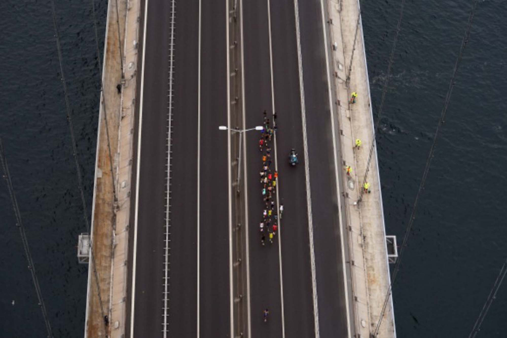 İstanbul Boğazı'ndan renkli görüntüler! Maraton iki kıta arasında şölen yarattı! 2