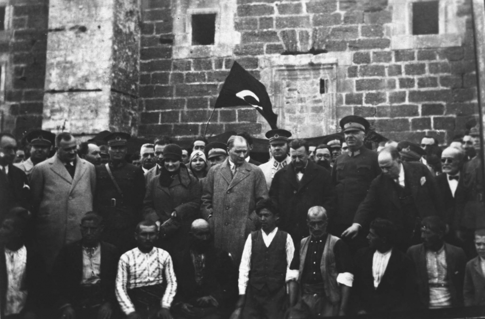 Mustafa Kemal Atatürk vefatının 83.yılında anılacak! İşte Atatürk'ün hayatından fotoğraflar... 57