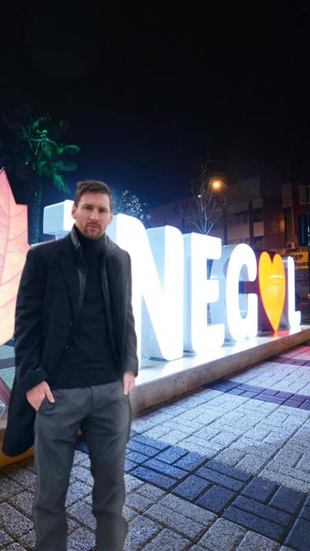 Messi'nin Eyfel Kulesi pozu fotomontaj gazabına uğradı! Yapılan paylaşımlar görenleri kahkahaya boğdu! 13