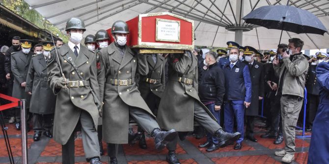 Şırnak Uludere'de askeri araç kazasında şehit olmuştu! Şehit Astsubay Üstçavuş Cihan Geçit gözyaşlarıyla toprağa verildi