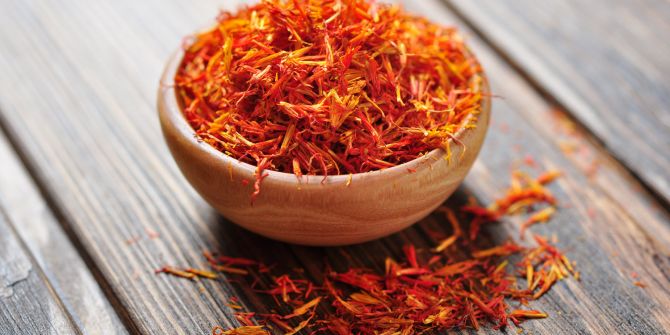 Fırsatçılar iş başında! Paralar döküp "safran" aldığınızı sanırken, boyanmış "at kılı" alıyor olabilirsiniz!