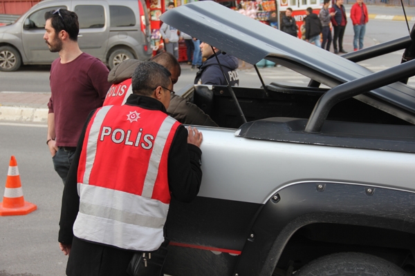 Pendik Aydos’ta Helikopter destekli Huzur Operasyonu! 19