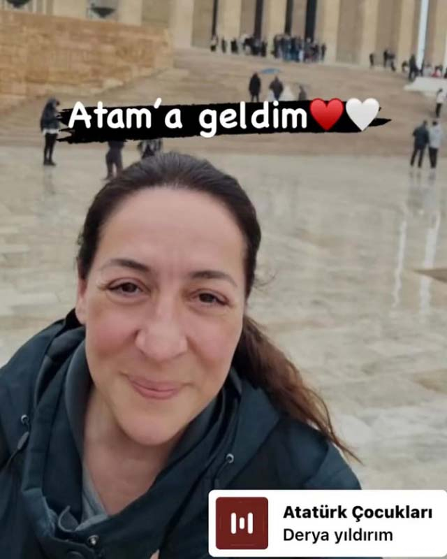 Kırmızı Oda'nın yıldızı Binnur Kaya'dan Anıtkabir ziyareti! "Oy benim canım" 5