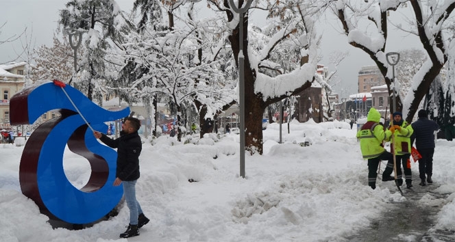 Ankara'da İstanbul'da okullar tatil mi? Hangi illerde okullar tatil? 14