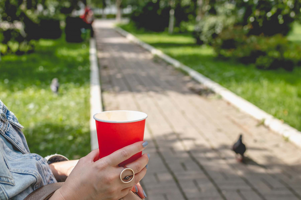 Karton bardakta çay ve kahve içinler dikkat! Çarpıcı araştırma ortaya çıkardı: 75 bin mikroplastik parçacığı yutabilirsiniz 4