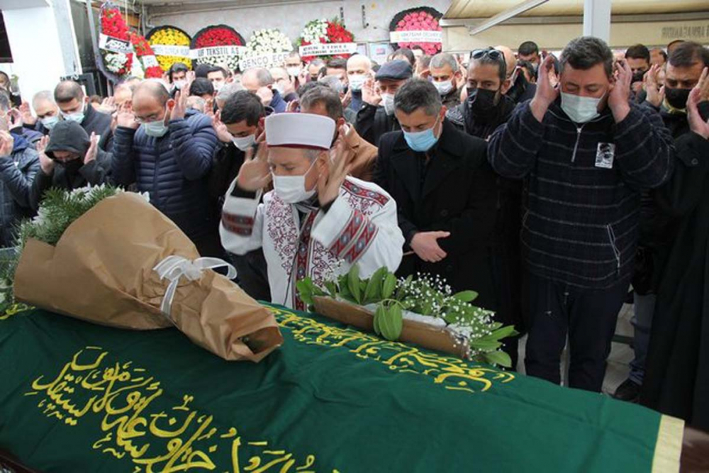 Erdal Şeyda Lafçı'yı kaybettiği kazada yaralanan Gülçin Ergül taburcu oldu! Sevgilisine son vedasını edemedi... 6