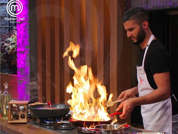 2018 Masterchef Yarışmasının birincisi uğur oldu 100 bin lira kazandı Kerem'e de sürpriz 15