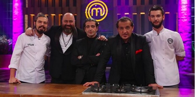 2018 Masterchef Yarışmasının birincisi uğur oldu 100 bin lira kazandı Kerem'e de sürpriz