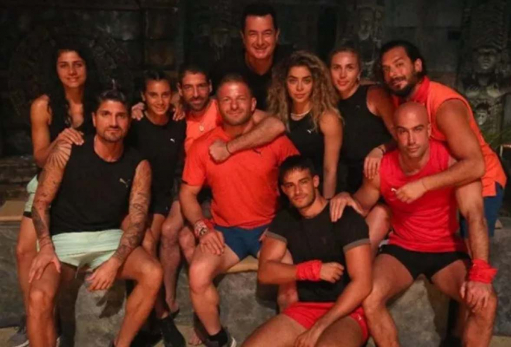 Survivor 2021, izdivaça döndü! Sinir krizleriyle diskalifiye noktasına kadar gelen Çağrı Atakan gönlünü o yarışmacıya kaptırdı! Programda aşkı bulan bulana! 2