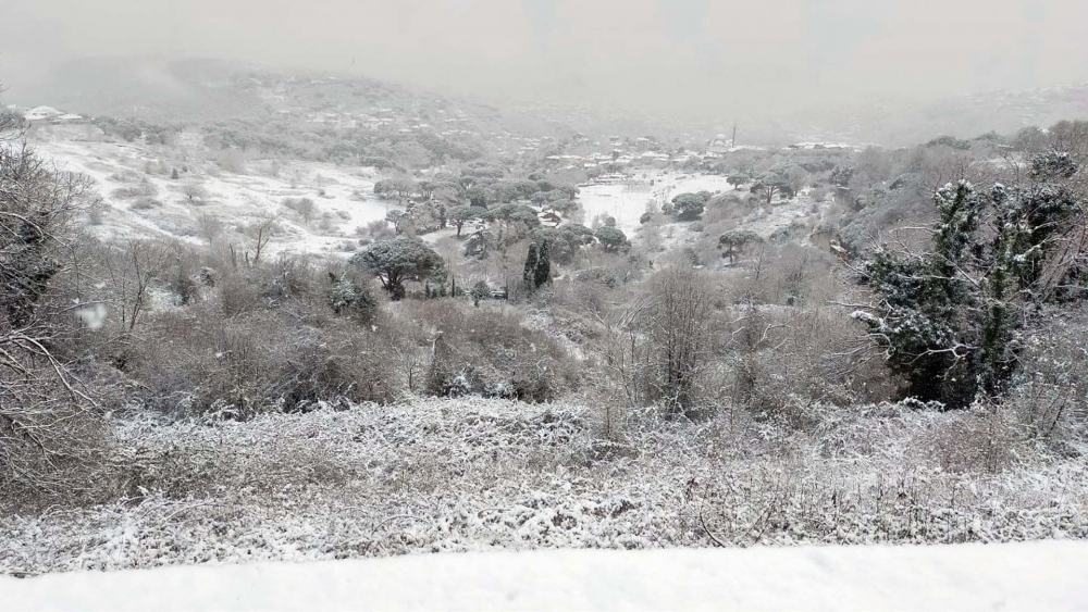 İstanbul'da kar yağışı başladı! Şehrin birçok noktası bembeyaz oldu!  İşte İstanbul'dan kar fotoğrafları... 5