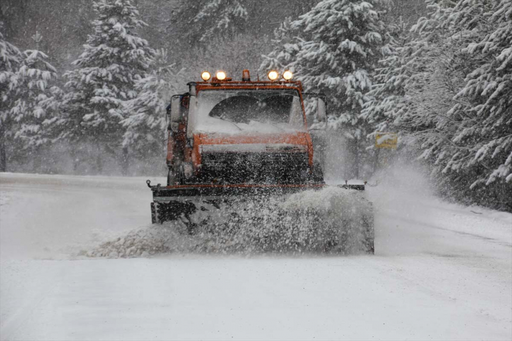 Milyonlar yeni yıla beyaz örtüyle girmek istiyor! Meteoroloji açıkladı! Yılbaşında İstanbul'a kar yağacak mı? 7