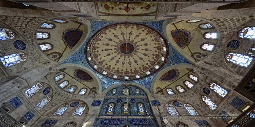 Cennetin Dört Parçasını Taşıyan Camii