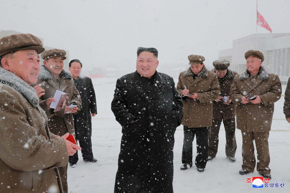 Kuzey Kore Lideri Kim Jong bambaşka biri oldu! 20 kilodan fazla verdiği söylentileri sağlığıyla ilgili tartışma başlattı! 4