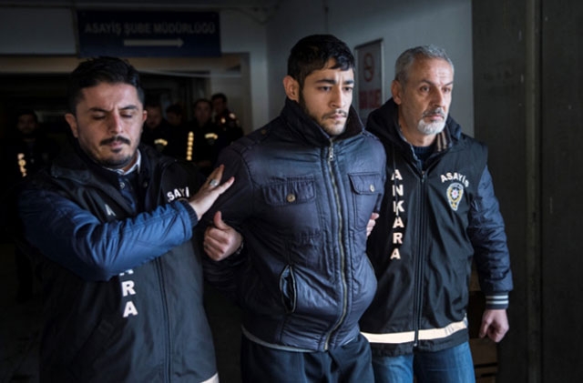 Deniz Çakır'ın şaşkınlık yaratan Ceren Damar paylaşımı 13