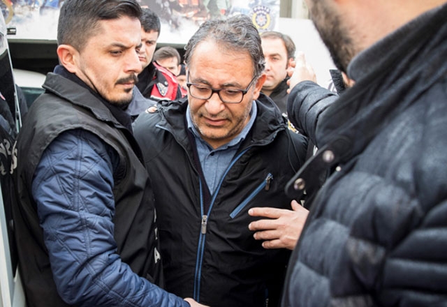 Deniz Çakır'ın şaşkınlık yaratan Ceren Damar paylaşımı 15