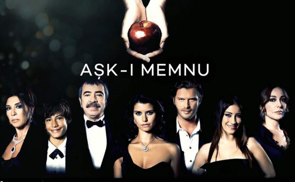 Aşk-ı Memnu'da oynayan Batuhan Karacakaya, Netflix dizilerindeki ahlaksızlığa dikkat çekti: "Ben muhafazakar bir aileden geliyorum" 2