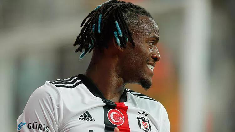 Önder Karaveli kazanan kadroda değişikliğe gidiyor! Beşiktaş'ın Fatih Karagümrük maçındaki ilk 11'ini belirledi! 12