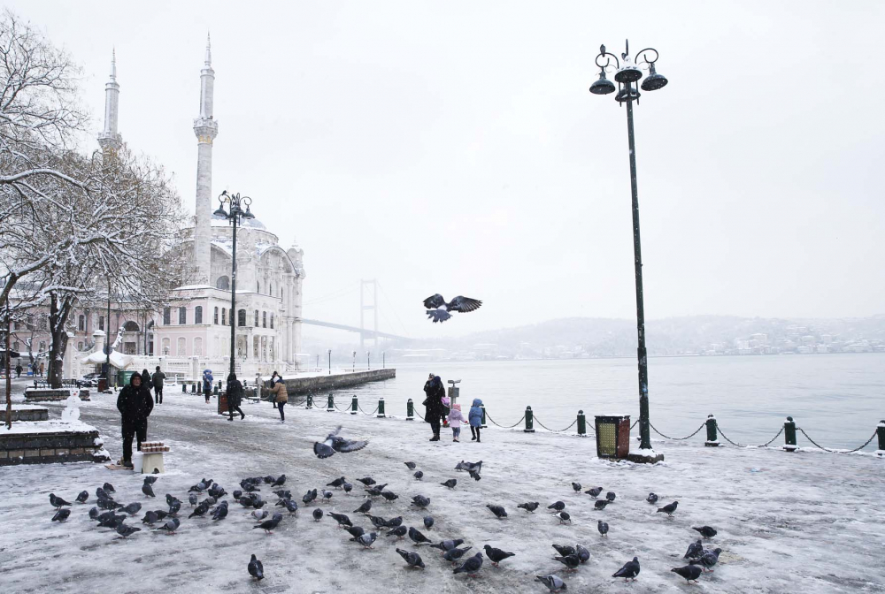 Kar yağışı etkili oldu! Mega kent İstanbul, beyaz gelinliğiyle büyüledi! Kartpostallık görüntüler mest etti 68