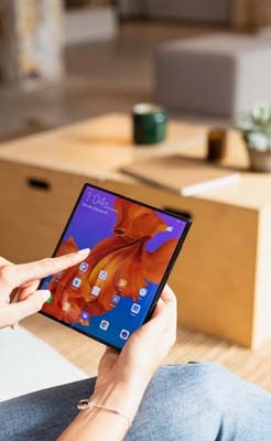 Huawei yeni katlanabilir telefonu Mate X'i satışa çıkardı 3