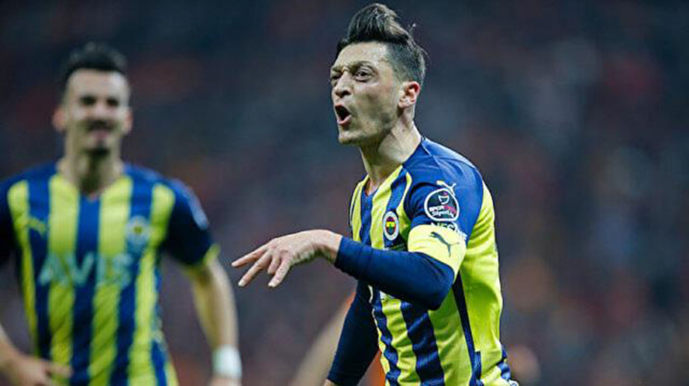 Fenerbahçe'de Mesut Özil bavulunu toplamaya hazırlanıyor! Gideceği takım belli oldu! 5