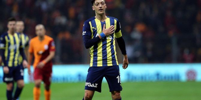 Fenerbahçe'de Mesut Özil bavulunu toplamaya hazırlanıyor! Gideceği takım belli oldu!