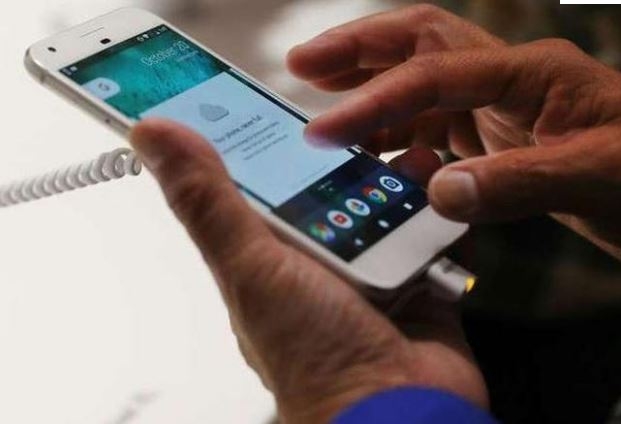 Telefonunuzda bu uygulamalar varsa dikkat: Her şeyiniz çalınabilir! 1