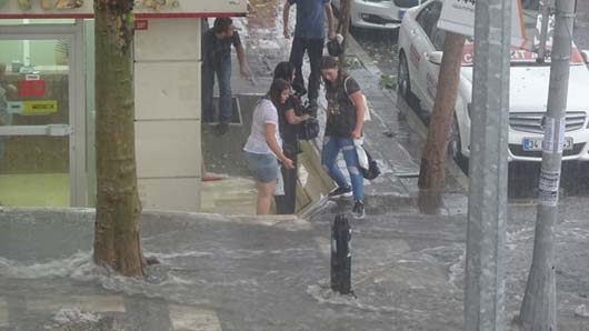 İstanbul'da 20 dakikalık kabus! 18