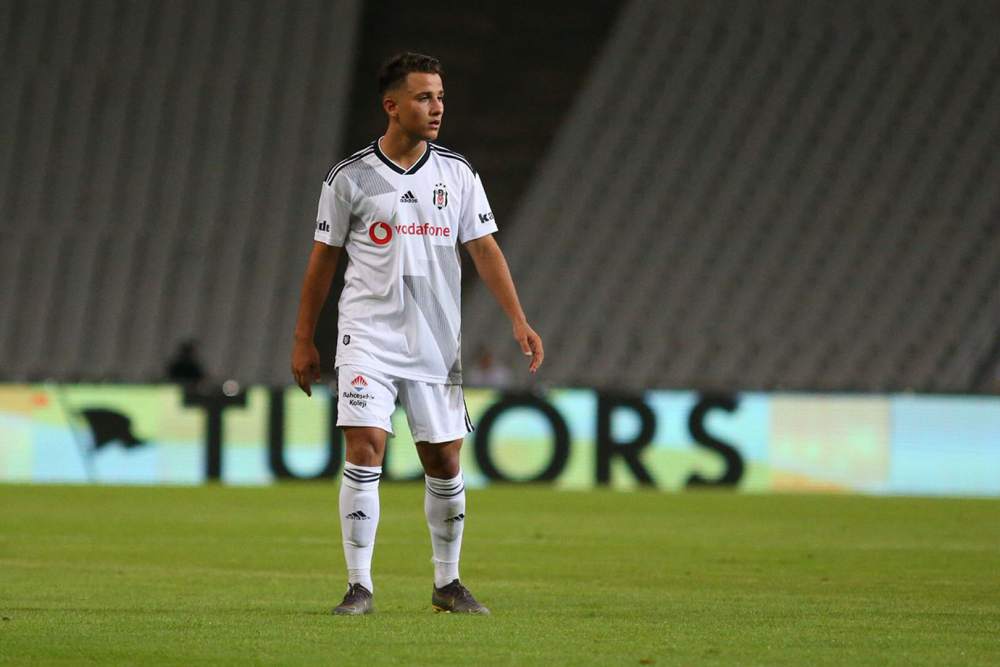 Beşiktaş teknik direktörü Önder Karaveli, Adana Demirspor'u yıkacak kadroyu belirledi! Bu ilk 11'e güveniyor! 3